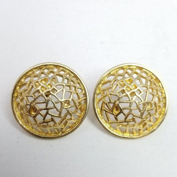 Vintage Gold Tone Stud Earrings Dome Shape Filigree Design, 80s 90s Style - Picture 6 of 6